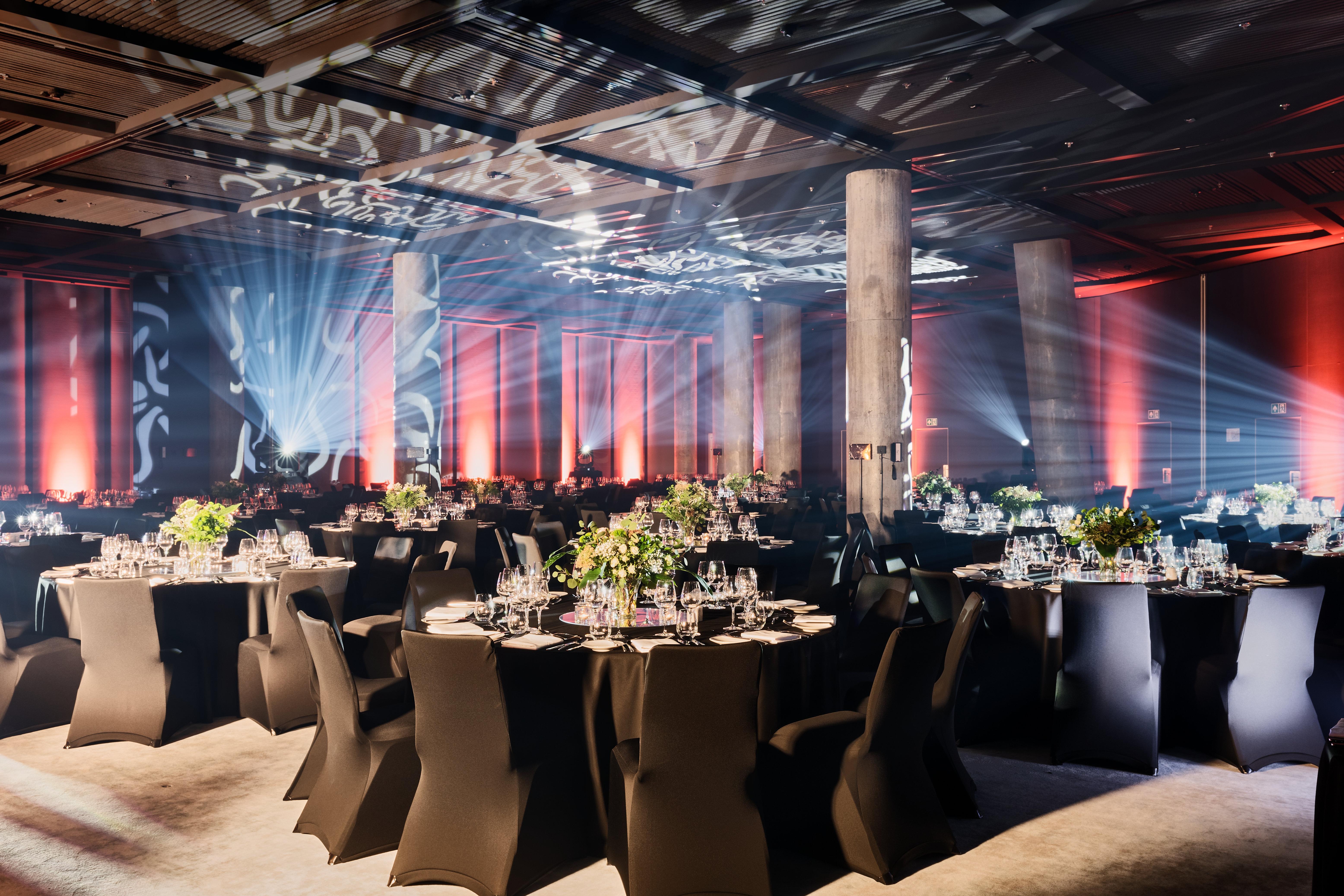 Crowne Plaza - - The Hub By Ihg 4*